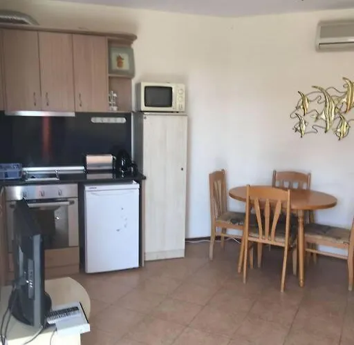 Appartamento 3 Bedroom With Pool Views At Arcadia Complex